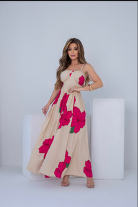 Vestido Cecília em Viscolinho – A união perfeita entre conforto, sofisticação e estilo atemporal.